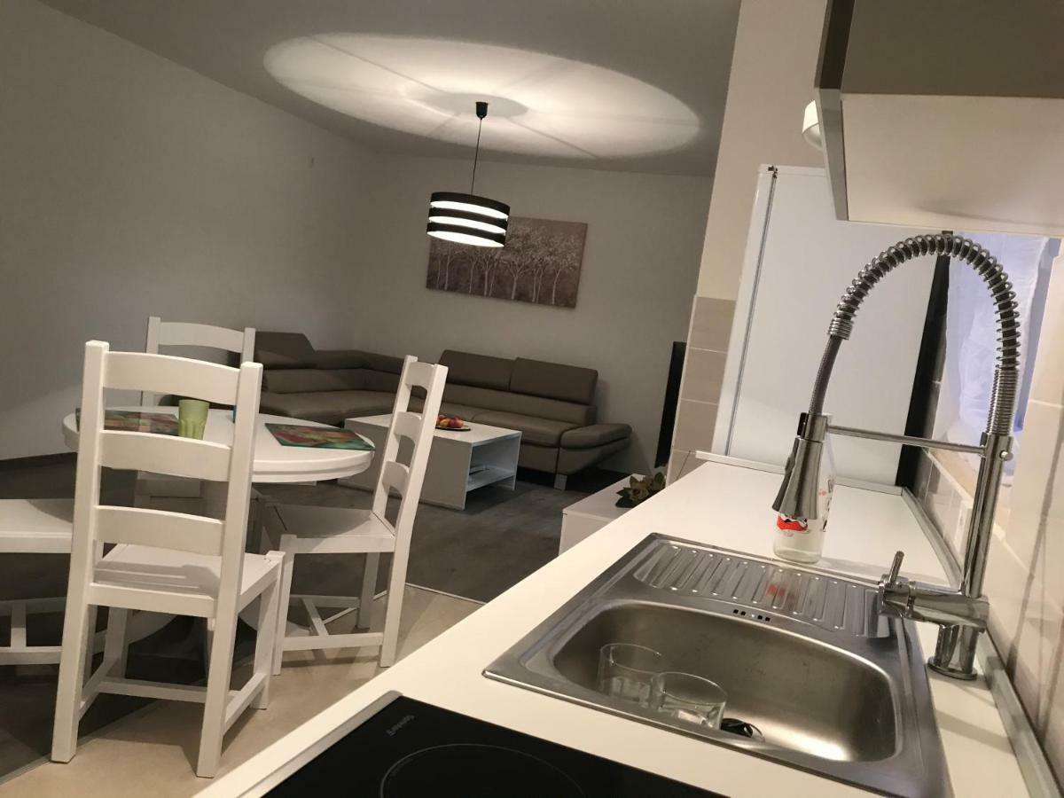 Apartments M&E Mokošica Extérieur photo